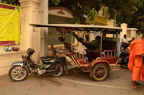 Tuk-tuk